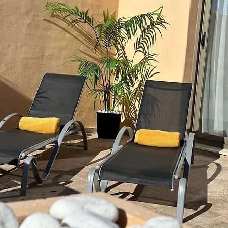 Charming 2 Bed In Quartiers Marbella Apartment Estepona